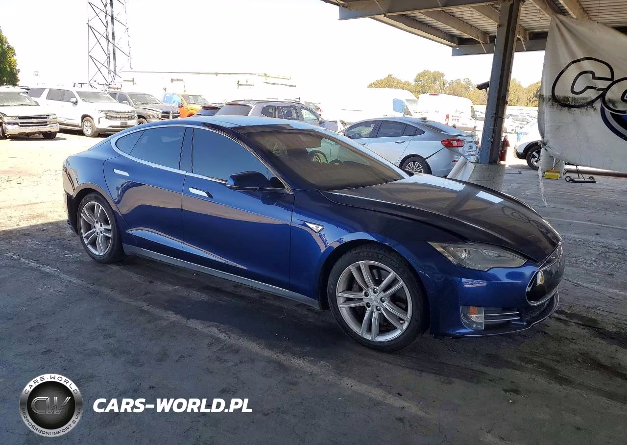 2015 Tesla Model S VIN:5YJSA1E25FF119758 - 4