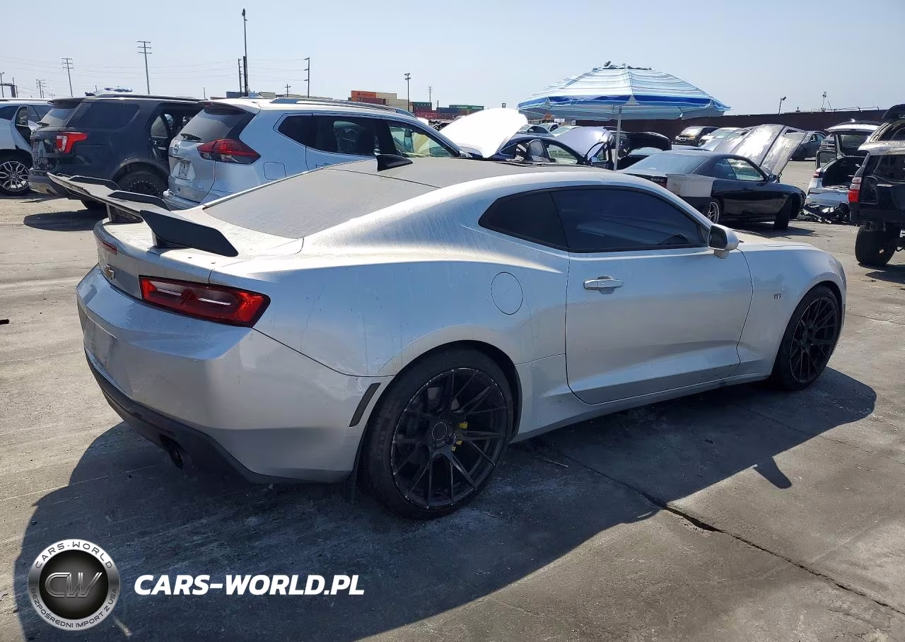 2018 Chevrolet Camaro Lt VIN:1G1FB1RS7J0112626 - 3