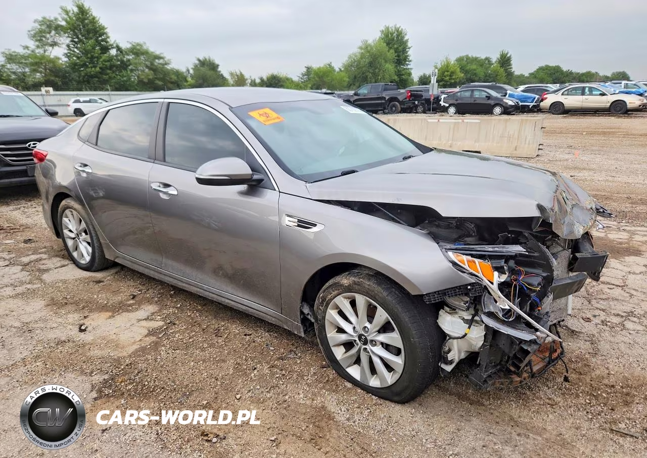 2017 Kia Optima Lx VIN:5XXGT4L39HG161542 - 4