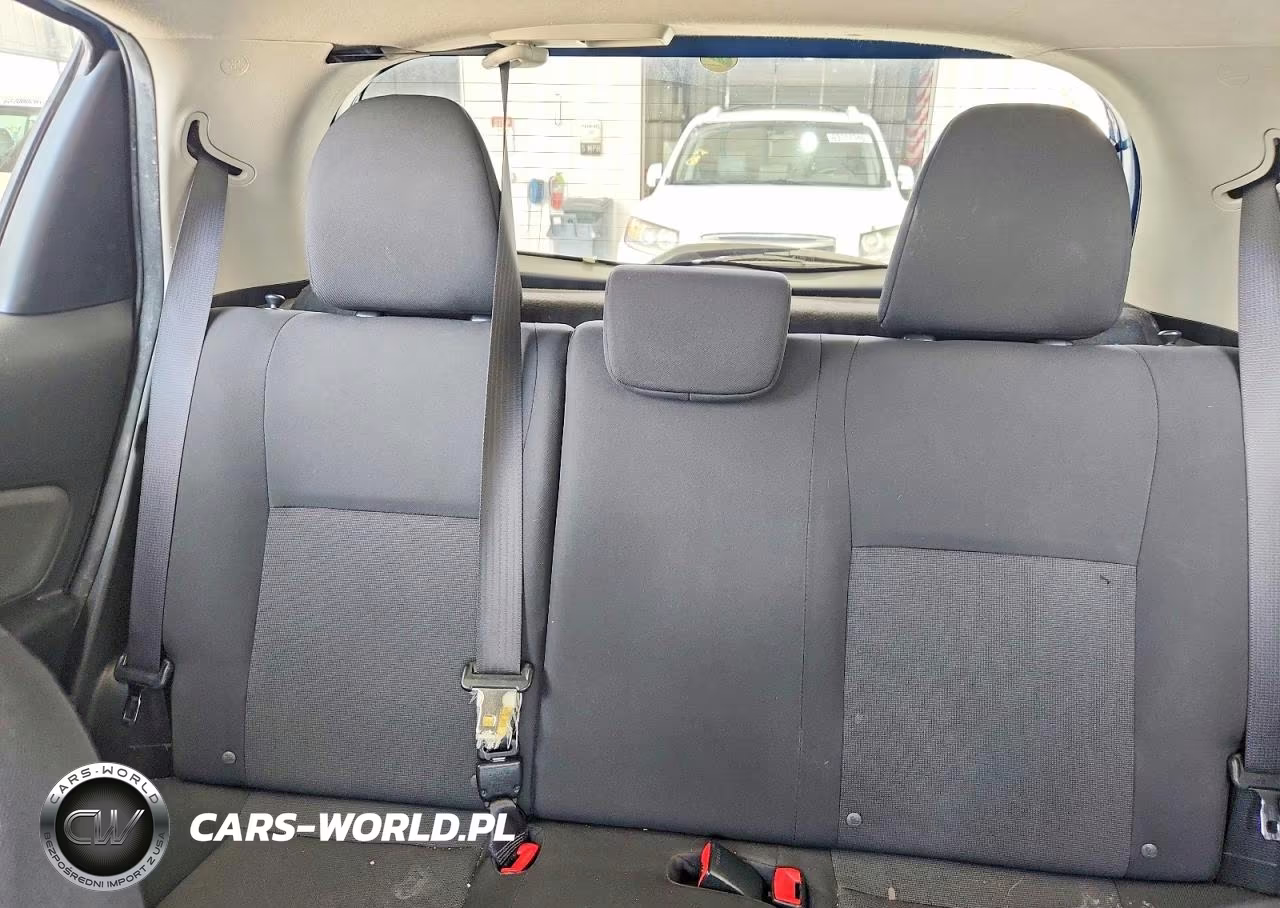 2015 Toyota Yaris 5-Door Se VIN:VNKKTUD35FA021478 - 10