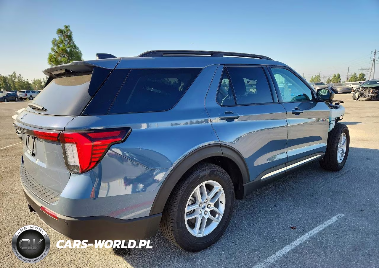 2025 Ford Explorer Active VIN:1FMUK7DH9SGC56146 - 3