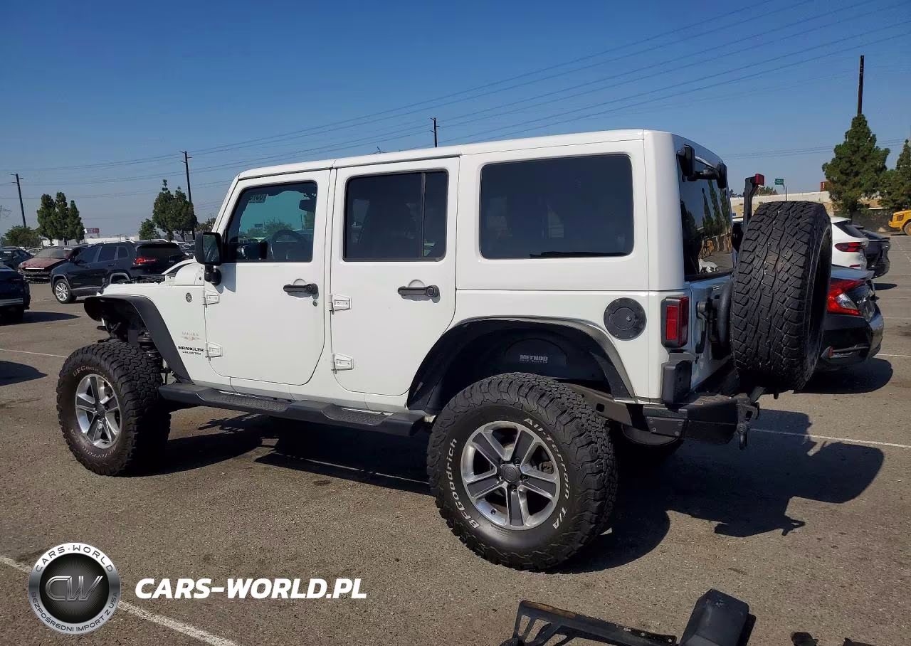 2015 Jeep Wrangler Unlimited Sahara VIN:1C4BJWEGXFL641162 - 2