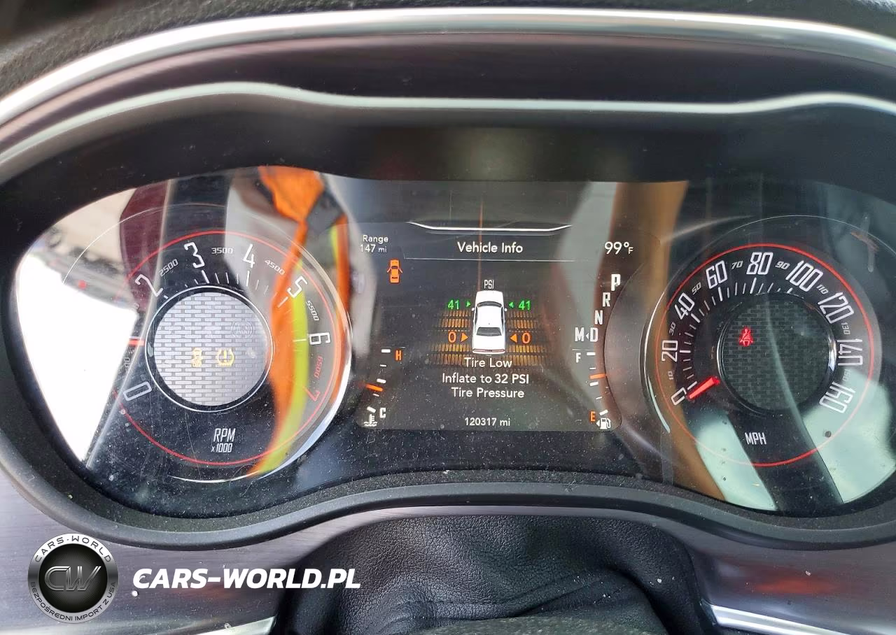 2018 Dodge Challenger Sxt VIN:2C3CDZAG5JH161477 - 9