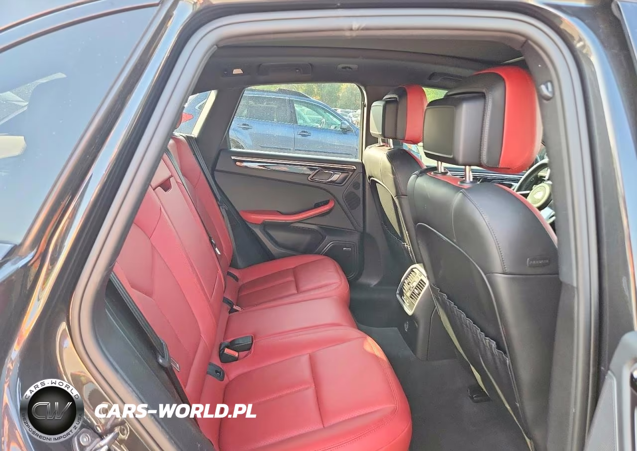 2018 Porsche Macan VIN:WP1AA2A51JLB20671 - 11