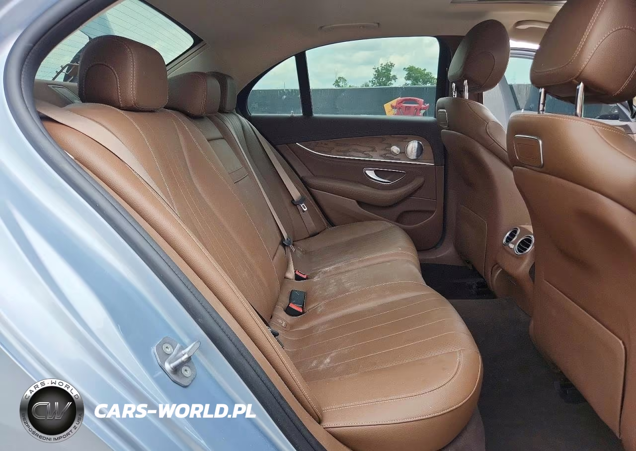 2018 Mercedes-Benz E 300 VIN:WDDZF4JB1JA344886 - 10