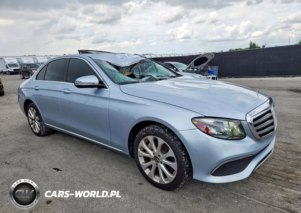 2018 Mercedes-Benz E 300 VIN:WDDZF4JB1JA344886 - 4