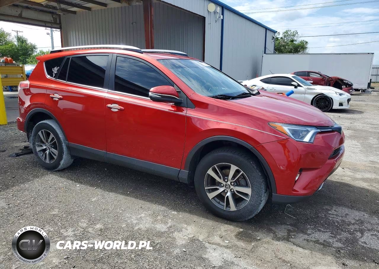 2017 Toyota Rav4 Xle VIN:JTMWFREV9HJ142693 - 4