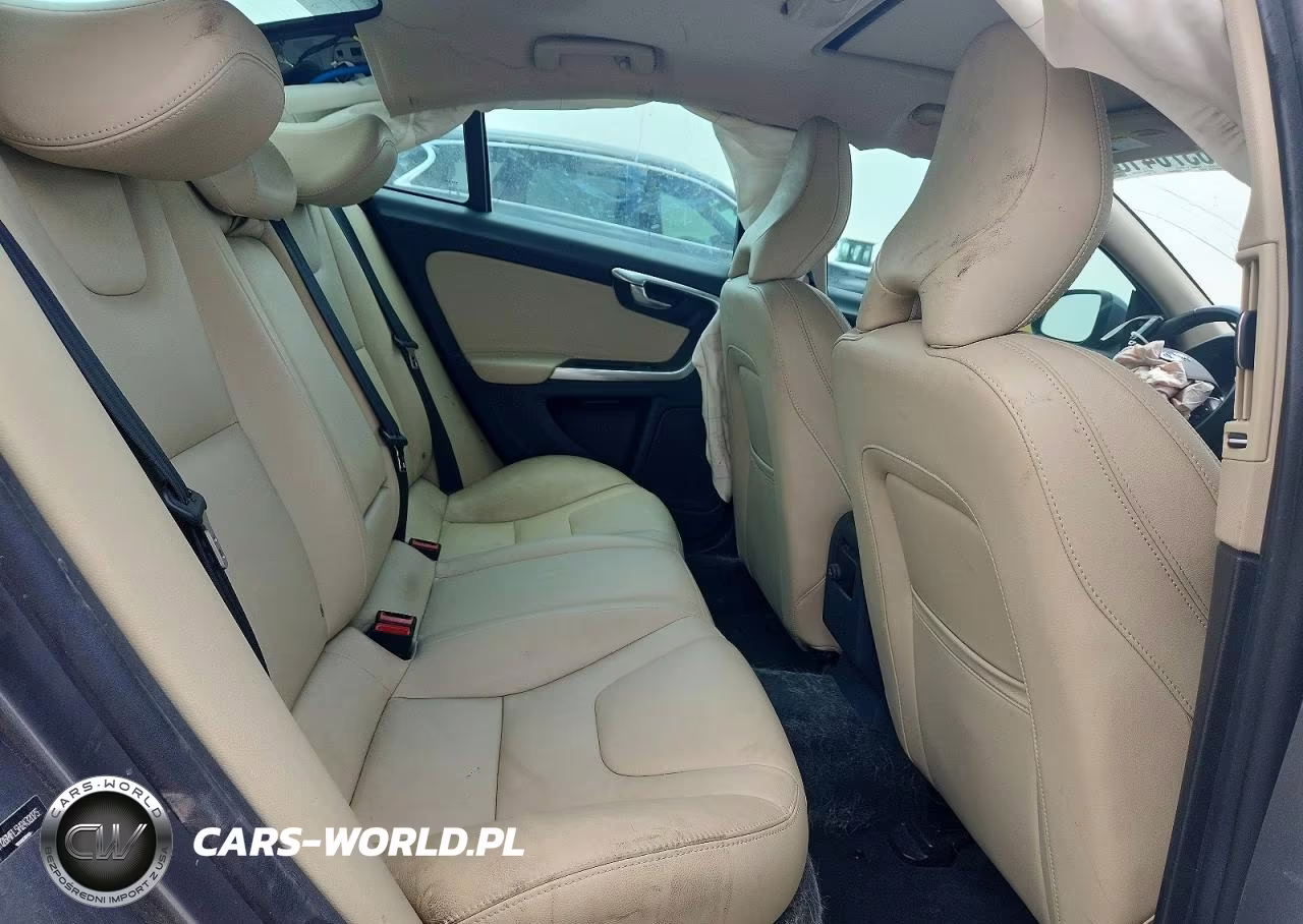 2017 Volvo S60 VIN:YV126MFL5H2432075 - 10