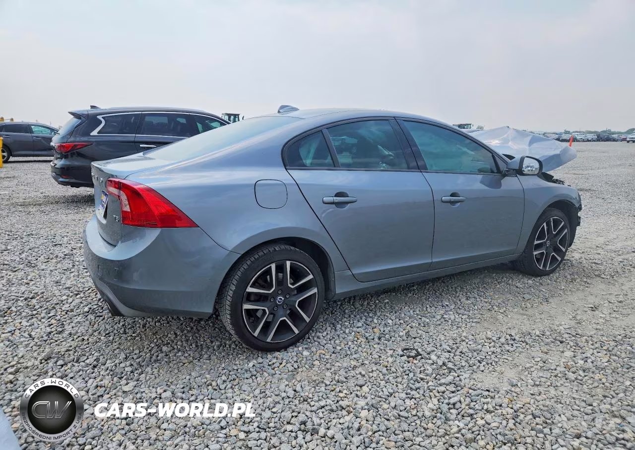 2017 Volvo S60 VIN:YV126MFL5H2432075 - 3