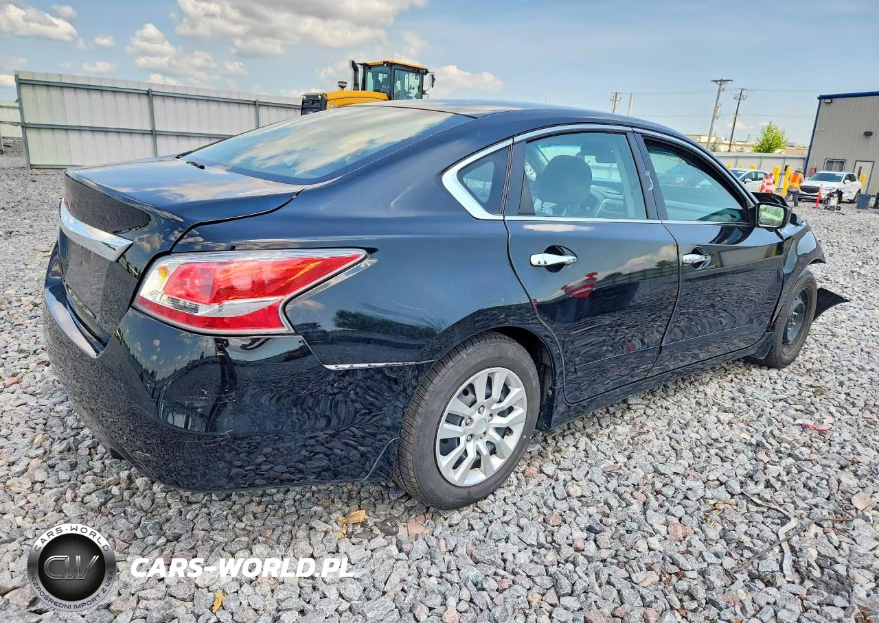 2015 Nissan Altima 2.5 S VIN:1N4AL3AP5FC194949 - 3