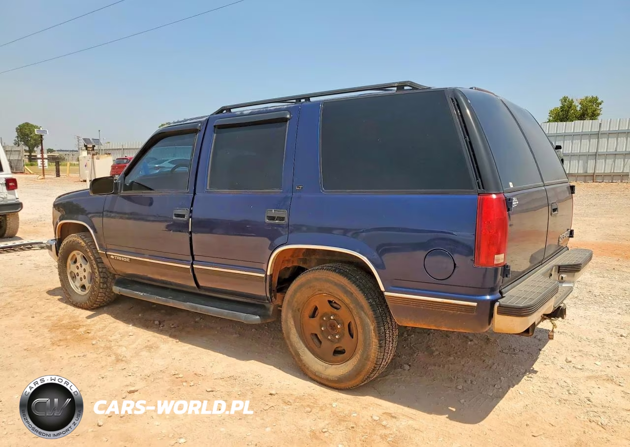 1999 Chevrolet Tahoe K1500 VIN:1GNEK13R1XJ452812 - 2