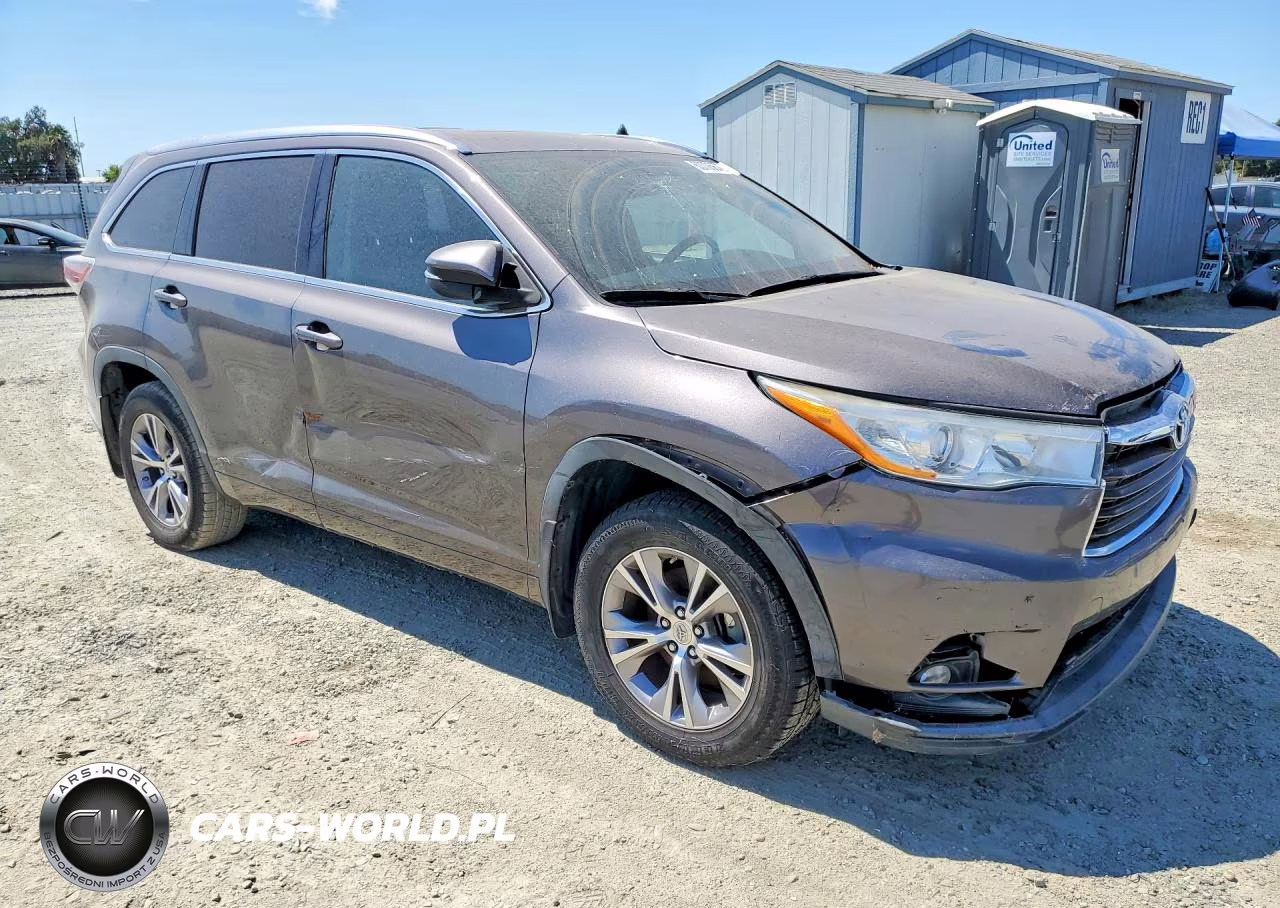 2014 Toyota Highlander Xle VIN:5TDJKRFH1ES062866 - 4
