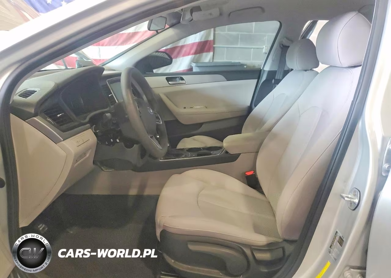 2019 Hyundai Sonata Se VIN:5NPE24AF2KH796332 - 7