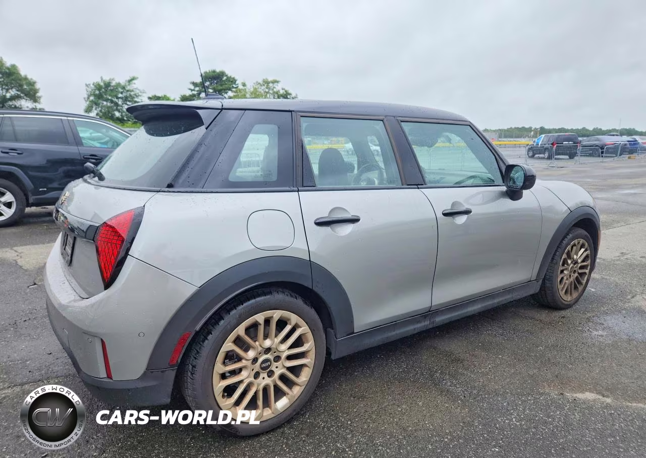 2026 Mini Cooper S VIN:WMW53GD00T2Y09178 - 3