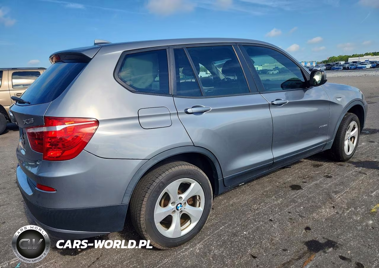 2012 BMW X3 xDrive28I VIN:5UXWX5C50CL723021 - 3
