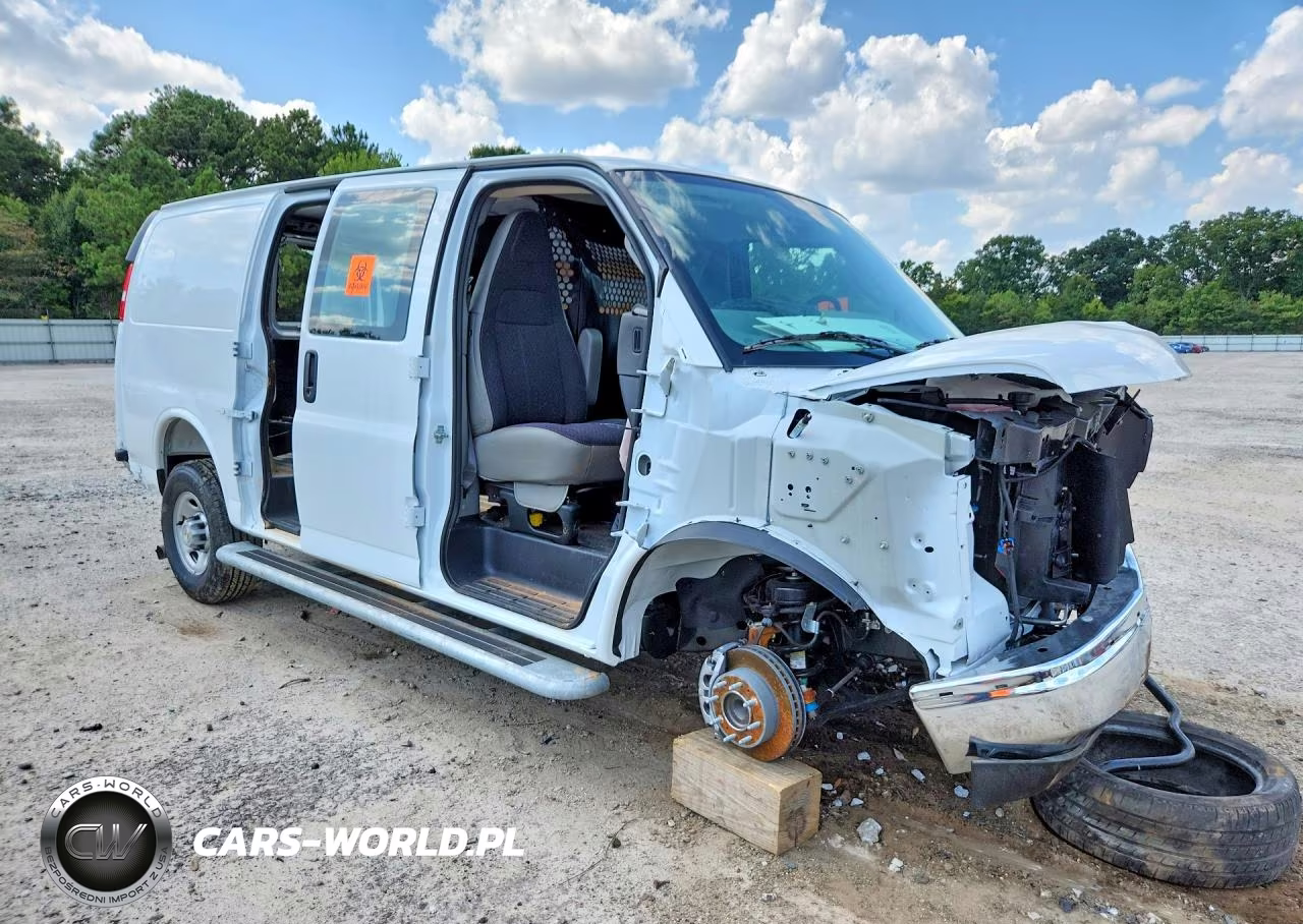 2026 Chevrolet Express G2500 Delivery Van VIN:1GCWGAFP3T1211563 - 4