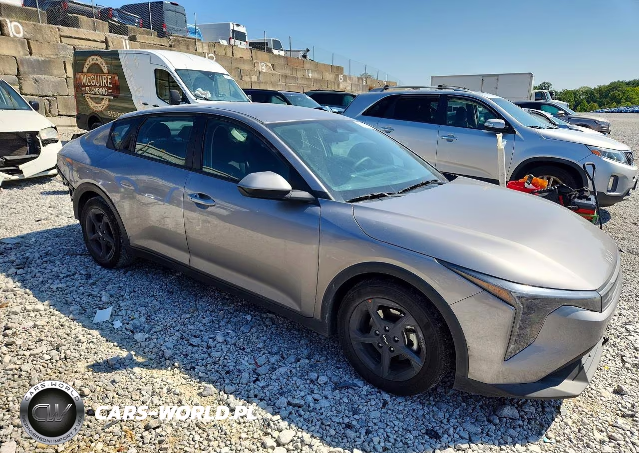 2026 Kia K4 Lxs VIN:3KPFT4DE3TE294732 - 4