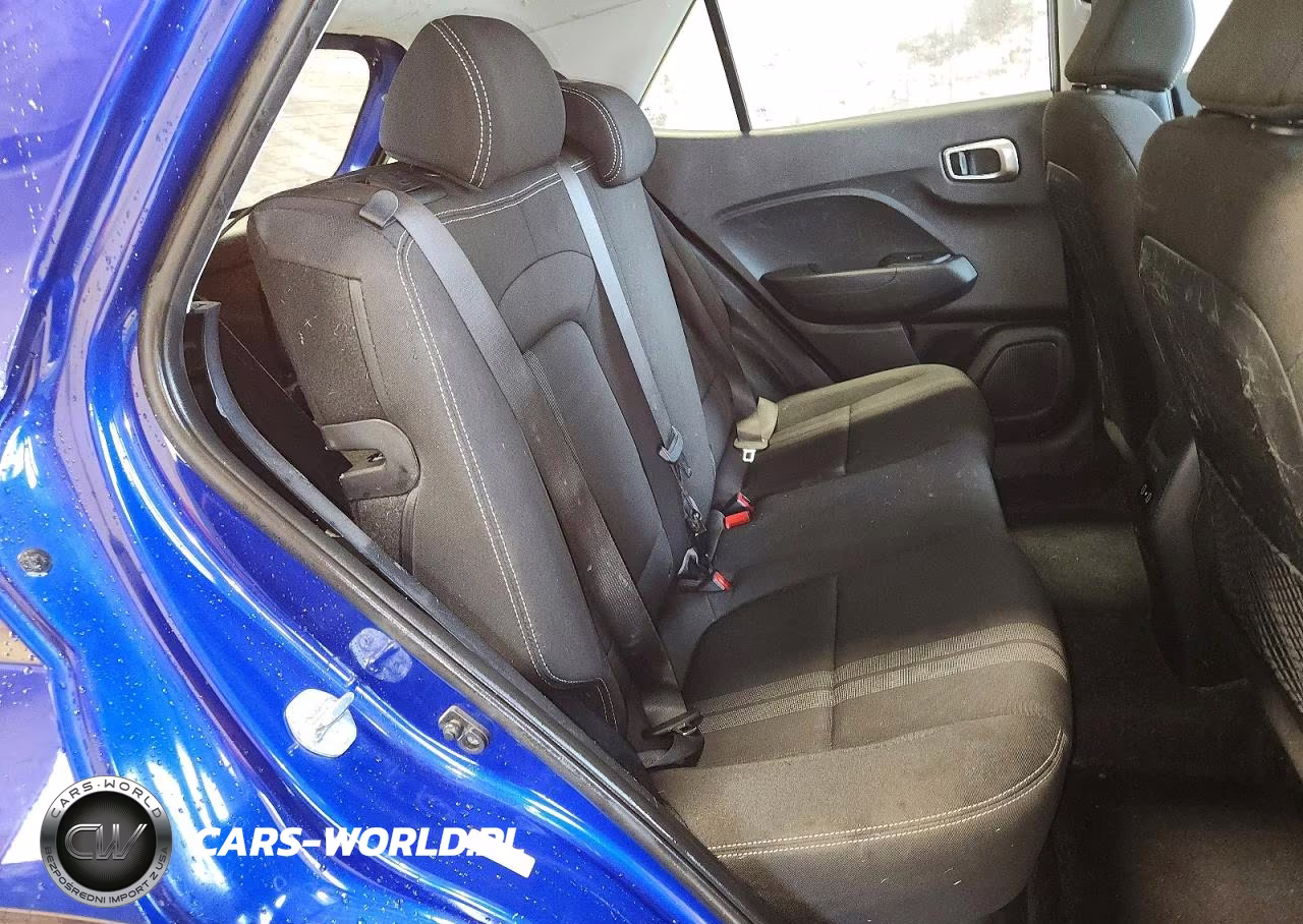 2025 Hyundai Venue Sel VIN:KMHRC8A35SU381325 - 11