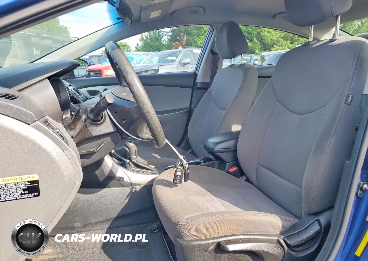 2016 Hyundai Elantra Se VIN:5NPDH4AE4GH768136 - 7
