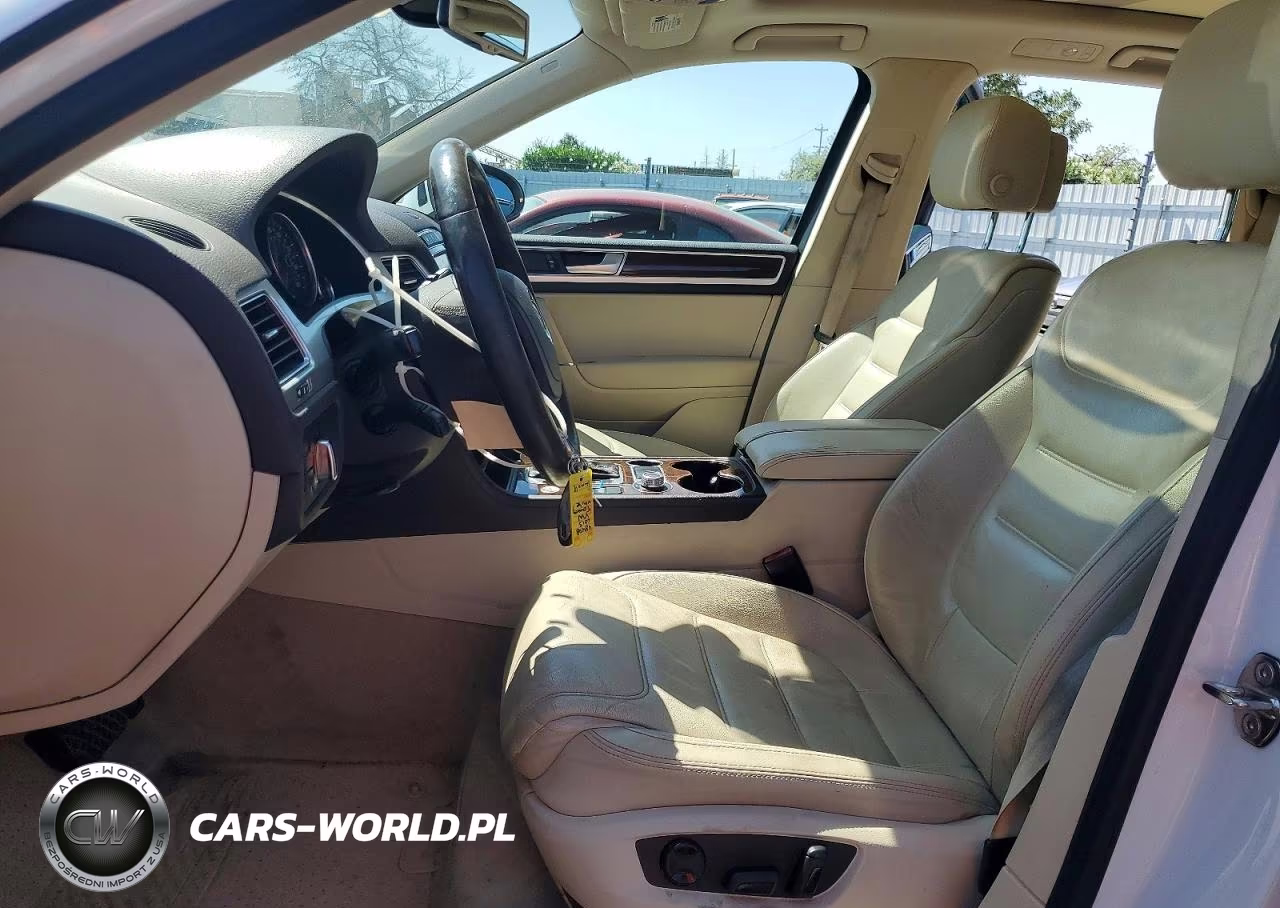 2015 Volkswagen Touareg V6 VIN:WVGEF9BP8FD006290 - 7