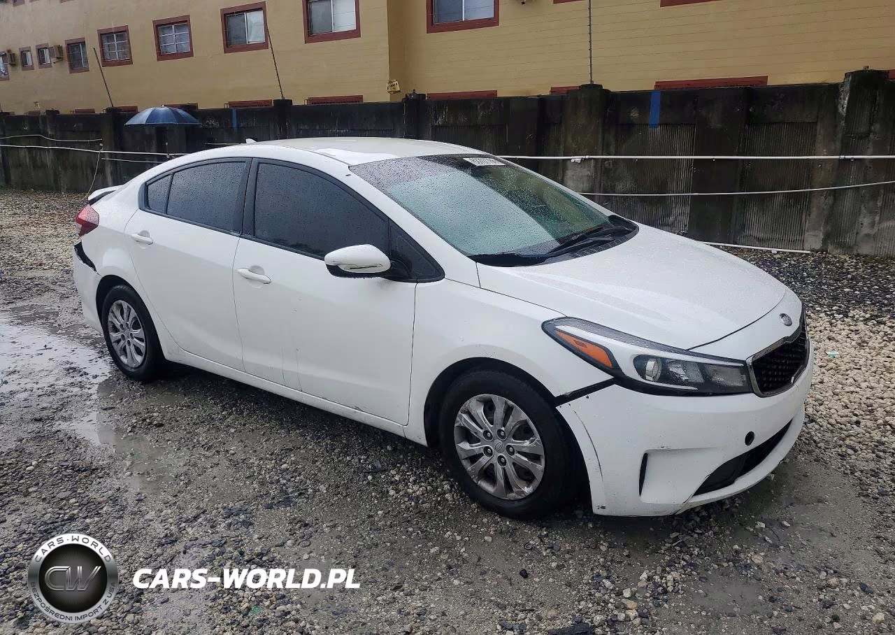 2017 Kia Forte Lx VIN:3KPFK4A75HE143164 - 4