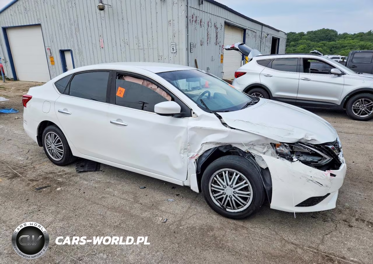 2017 Nissan Sentra S VIN:3N1AB7AP4HY268279 - 4