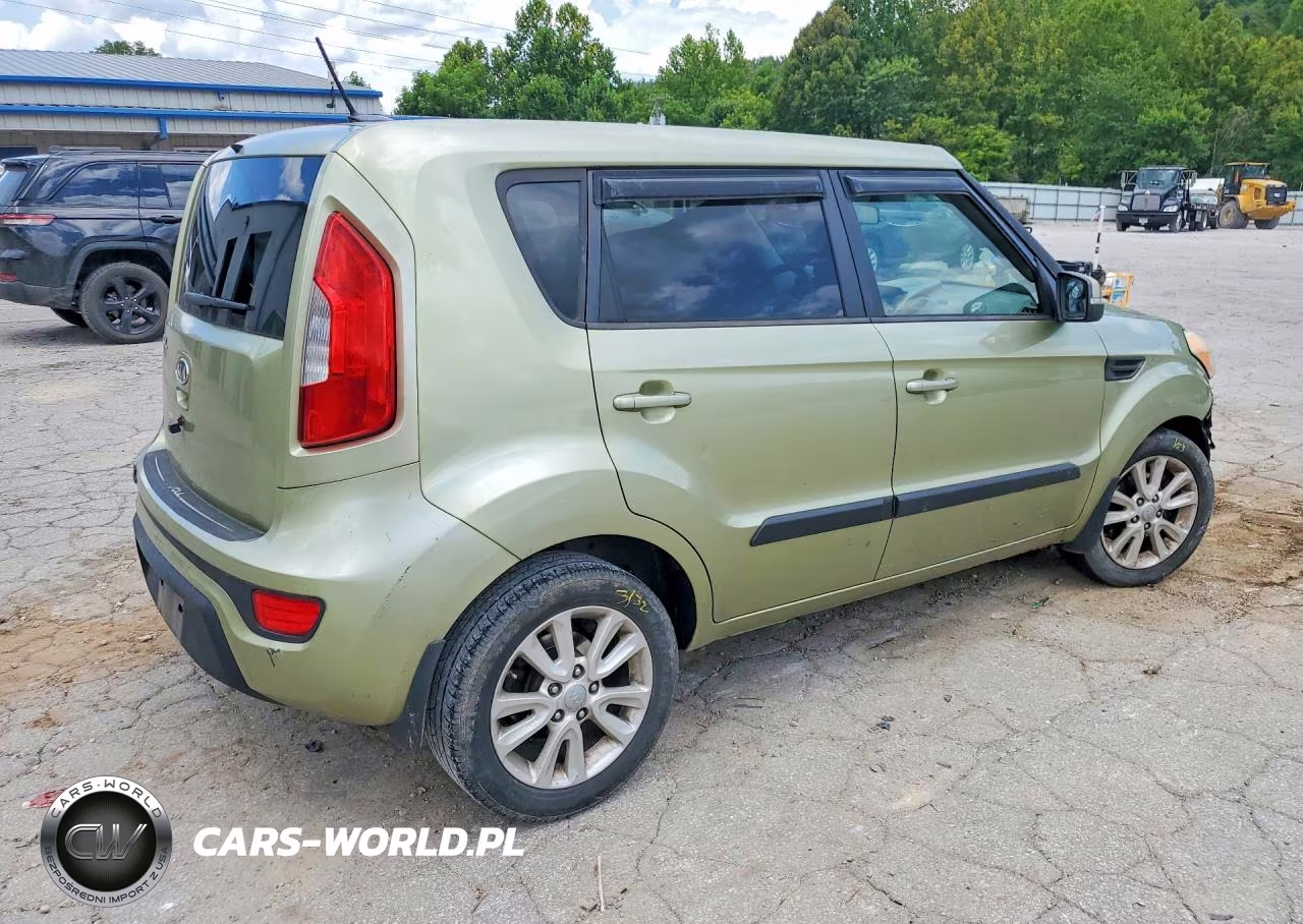 2012 Kia Soul + VIN:KNDJT2A66C7459944 - 3