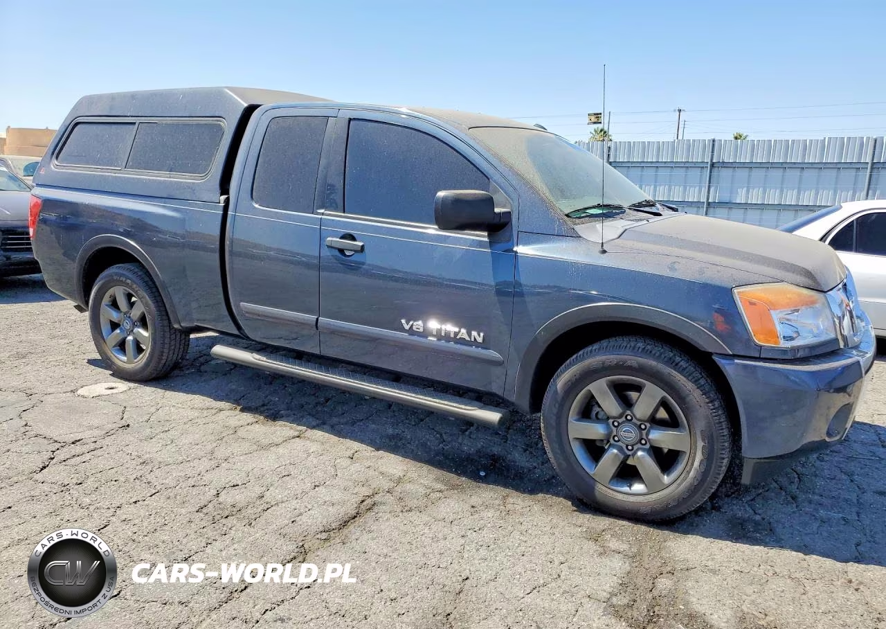 2015 Nissan Titan Sv VIN:1N6BA0CA2FN513205 - 4