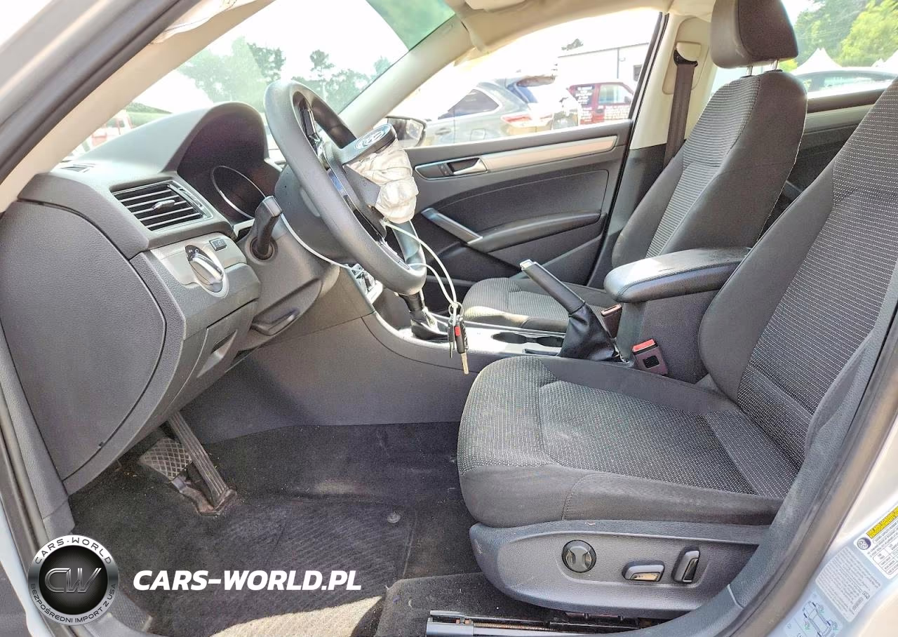 2018 Volkswagen Passat S VIN:1VWAA7A31JC003604 - 7
