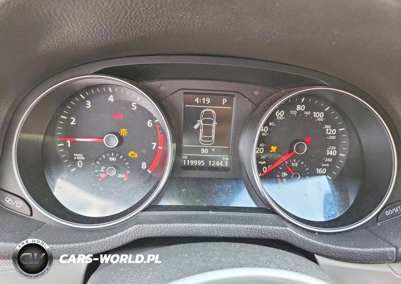 2018 Volkswagen Passat S VIN:1VWAA7A31JC003604 - 9
