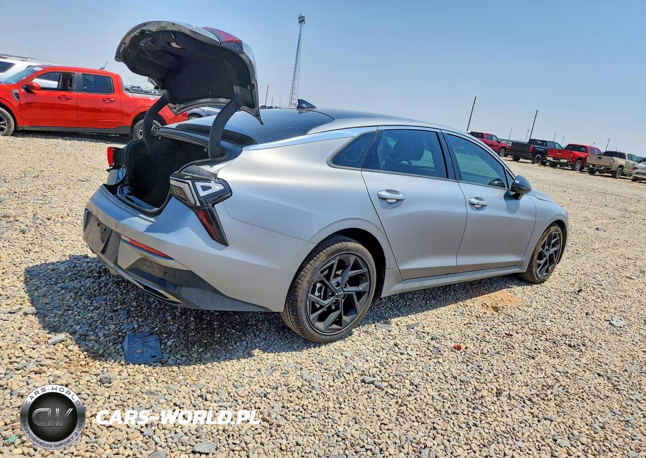 2026 Kia K5 Gt Line VIN:KNAG64J76T5437151 - 3