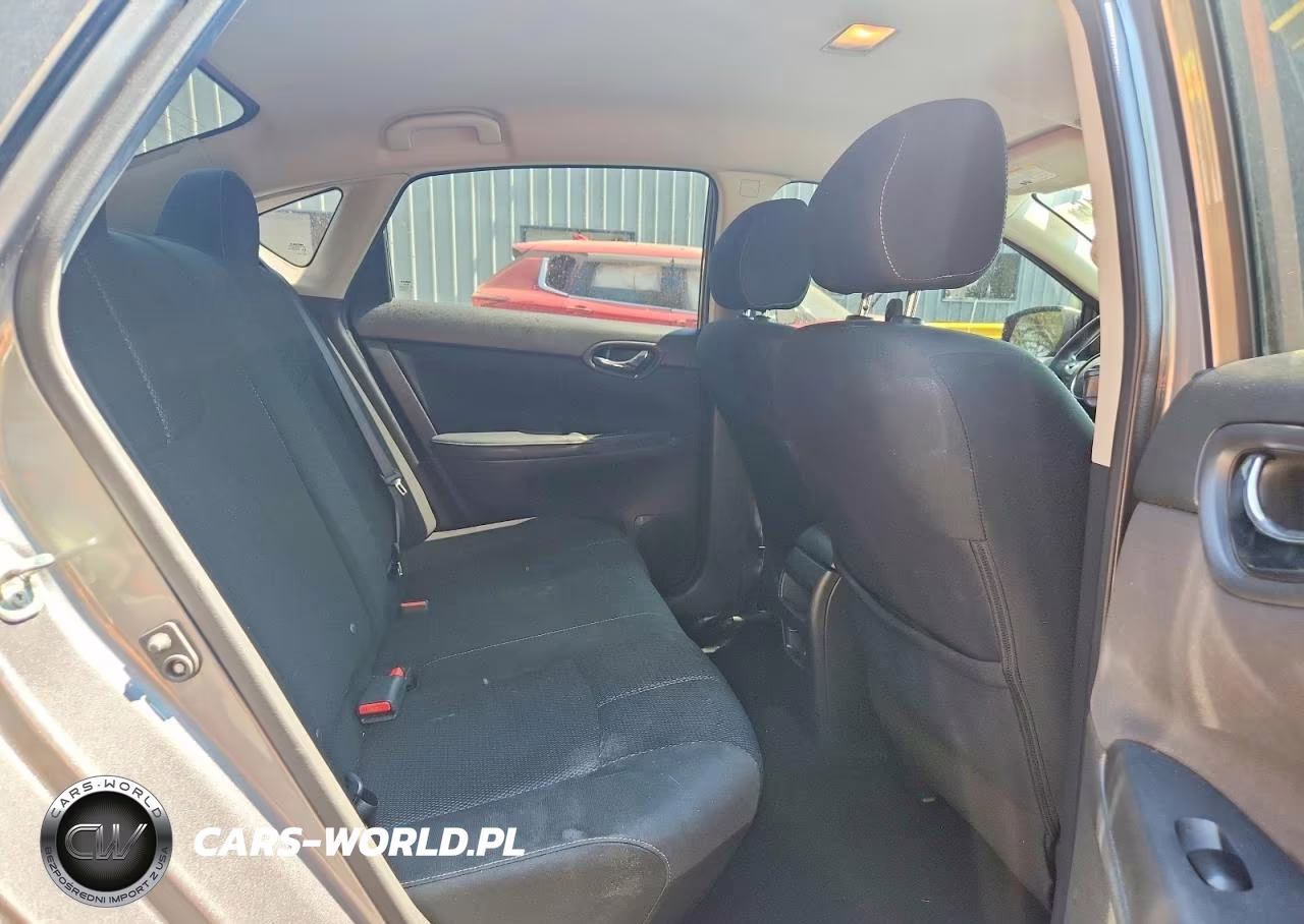 2018 Nissan Sentra S VIN:3N1AB7AP8JY251832 - 10