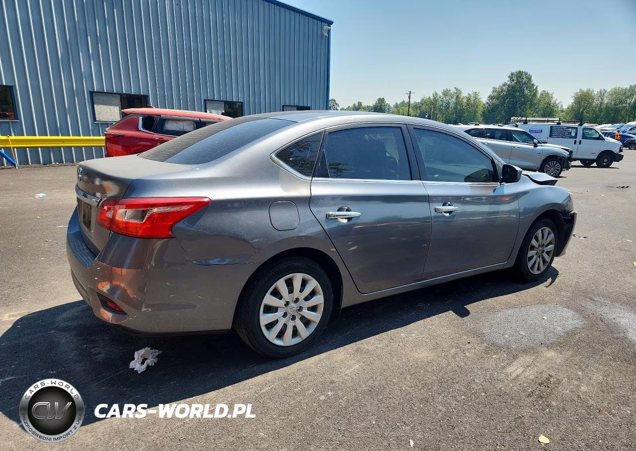 2018 Nissan Sentra S VIN:3N1AB7AP8JY251832 - 3