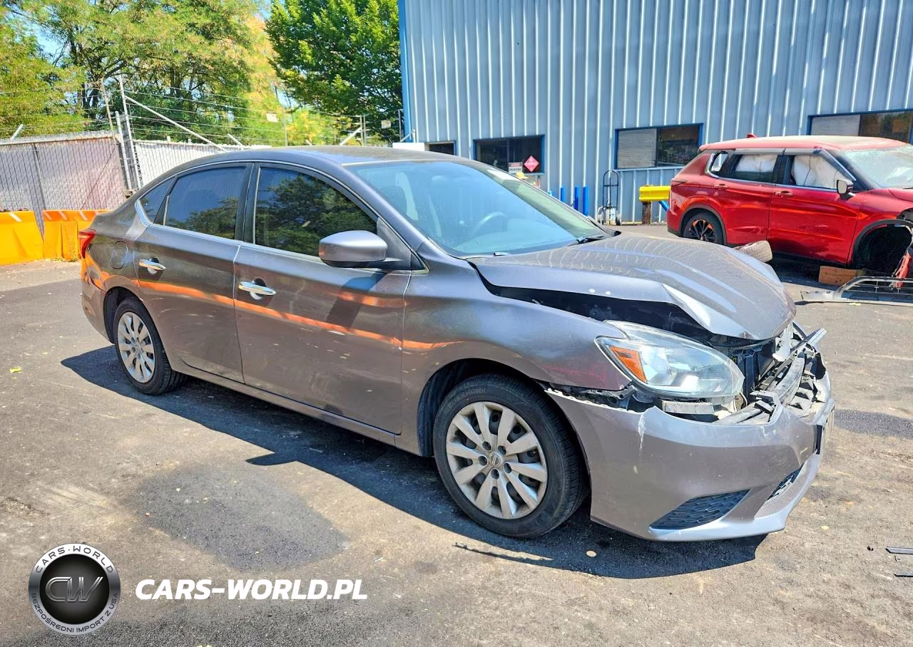2018 Nissan Sentra S VIN:3N1AB7AP8JY251832 - 4