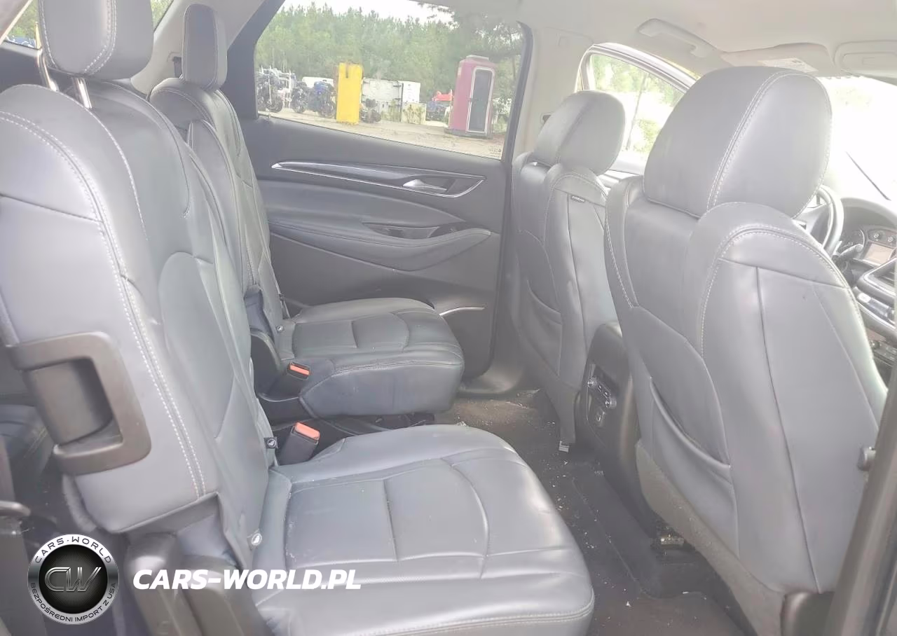 2018 Buick Enclave Essence VIN:5GAERBKW1JJ217563 - 11