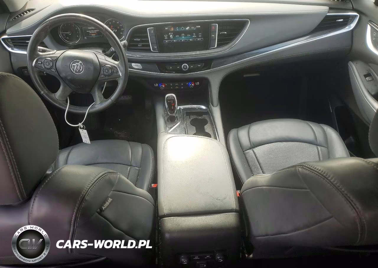 2018 Buick Enclave Essence VIN:5GAERBKW1JJ217563 - 8