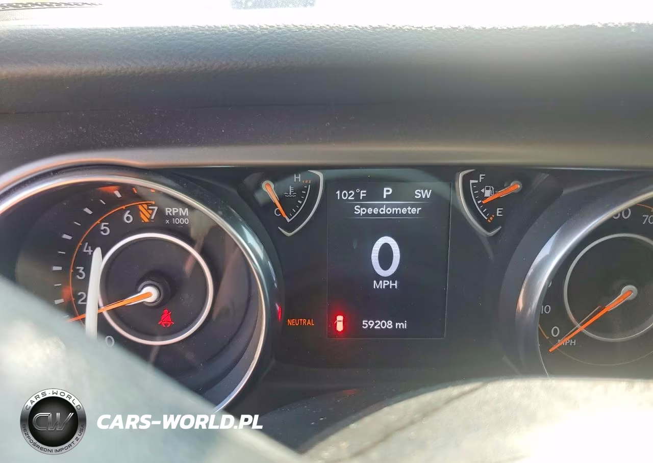 2018 Jeep Wrangler Unlimited Sport VIN:1C4HJXDG4JW181294 - 9