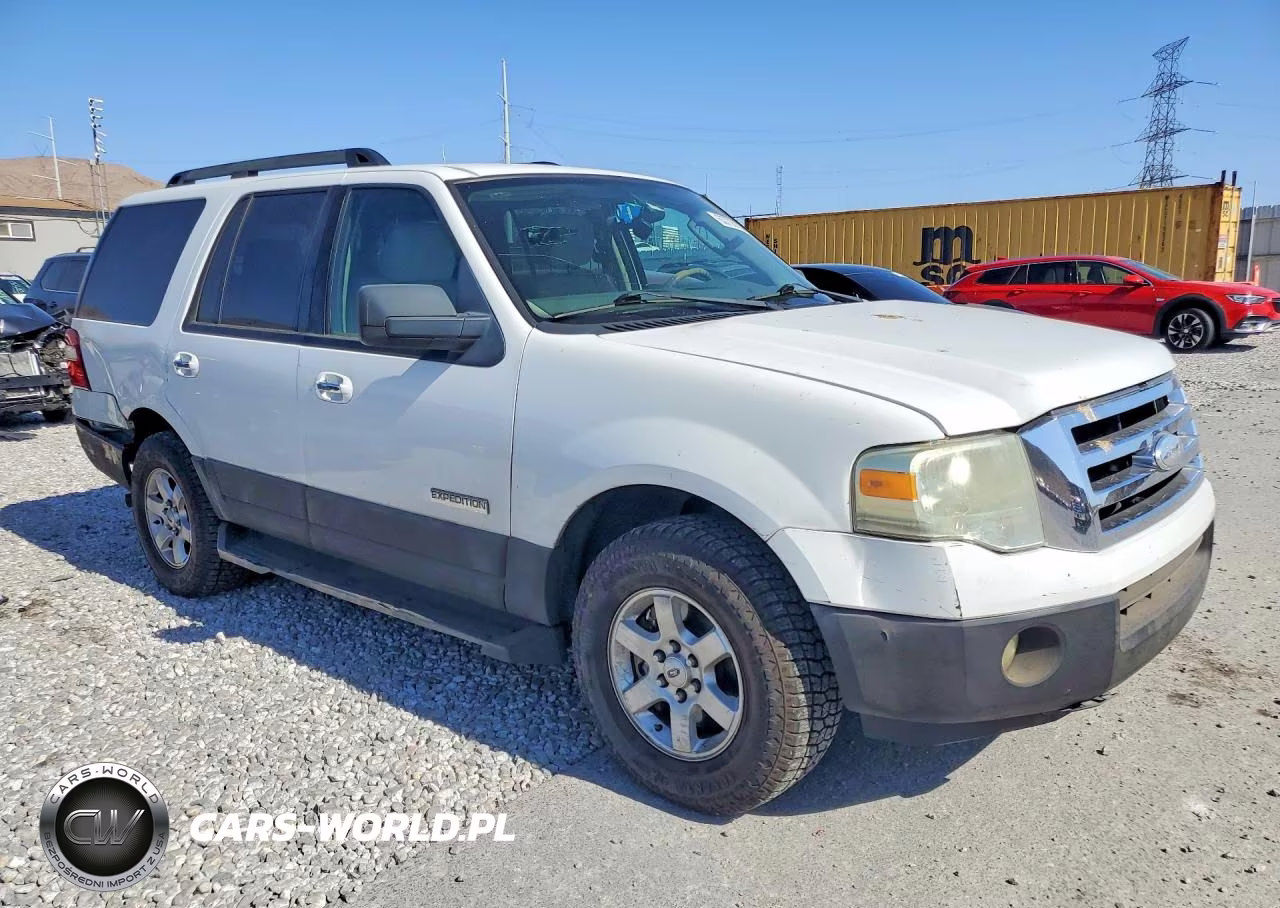 2007 Ford Expedition Xlt VIN:1FMFU15507LA36638 - 4