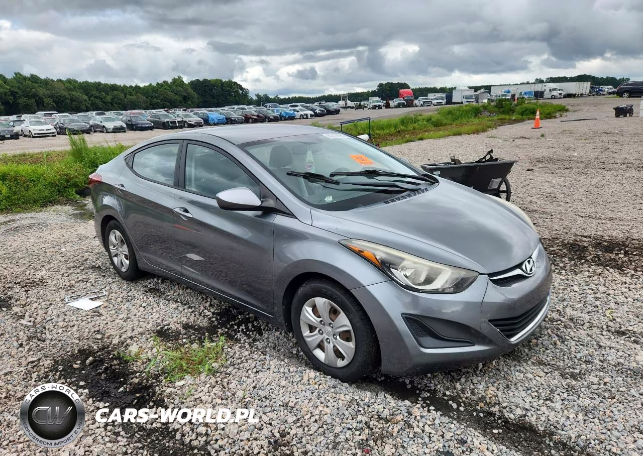2016 Hyundai Elantra VIN:KMHDH4AE7GU634576 - 4