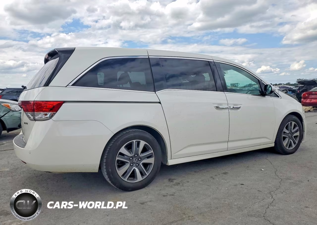 2016 Honda Odyssey Touring VIN:5FNRL5H98GB164249 - 3