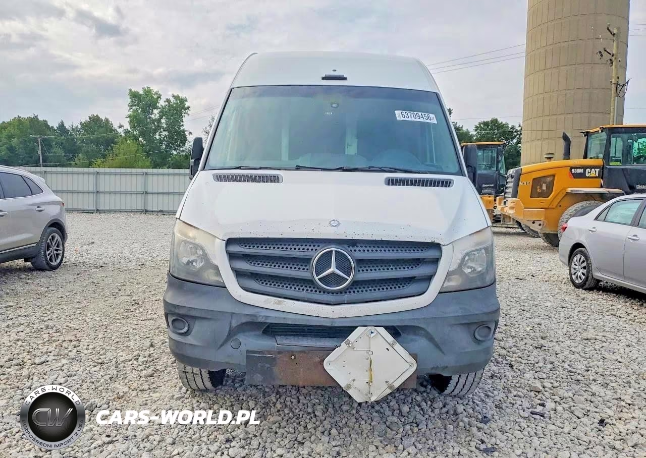 2014 Mercedes-Benz Sprinter 2500 Delivery Van VIN:WD3PE8DE1E5820984 - 5