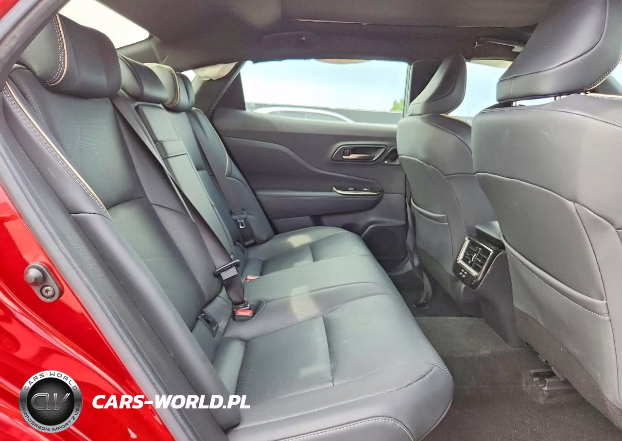 2024 Toyota Crown Limited VIN:JTDAAAAF2R3021695 - 10