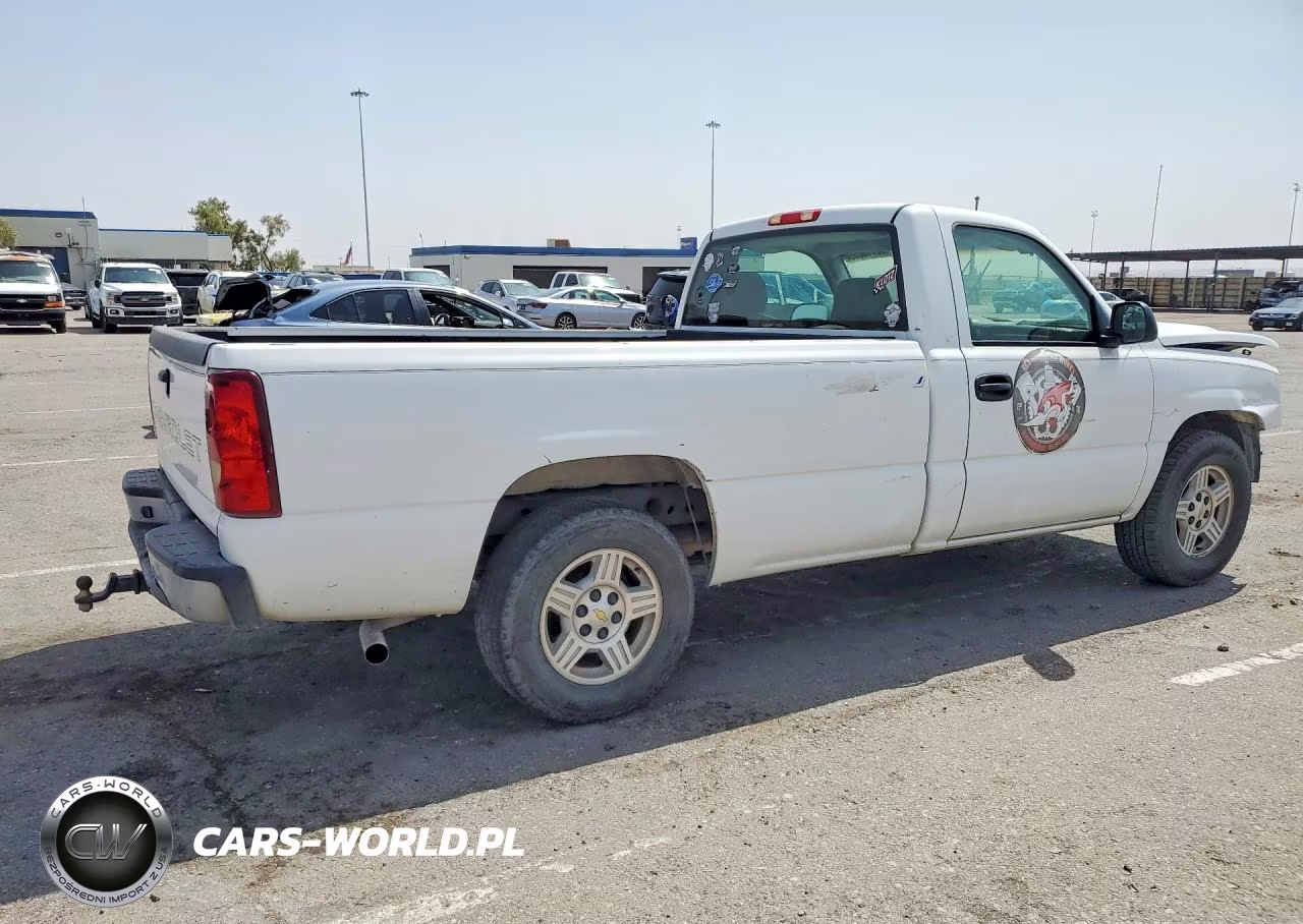 2003 Chevrolet Silverado C1500 VIN:1GCEC14V03Z224992 - 3