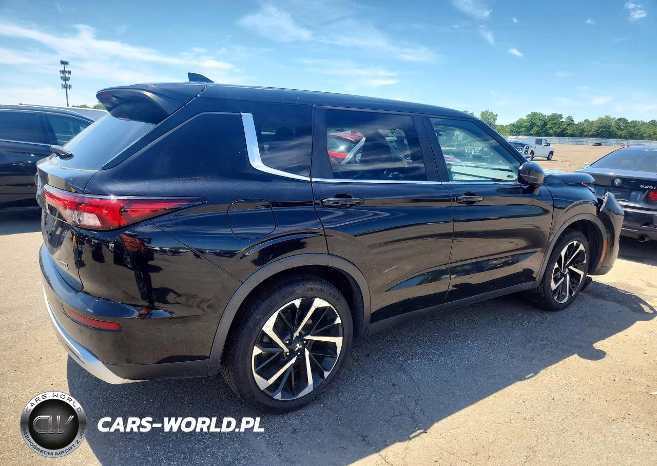 2022 Mitsubishi Outlander Se VIN:JA4J3UA82NZ004751 - 3