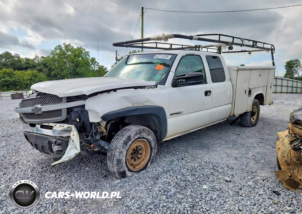 2003 Chevrolet Silverado C2500 Heavy Duty VIN:1GBHC29U83E258449 - 1