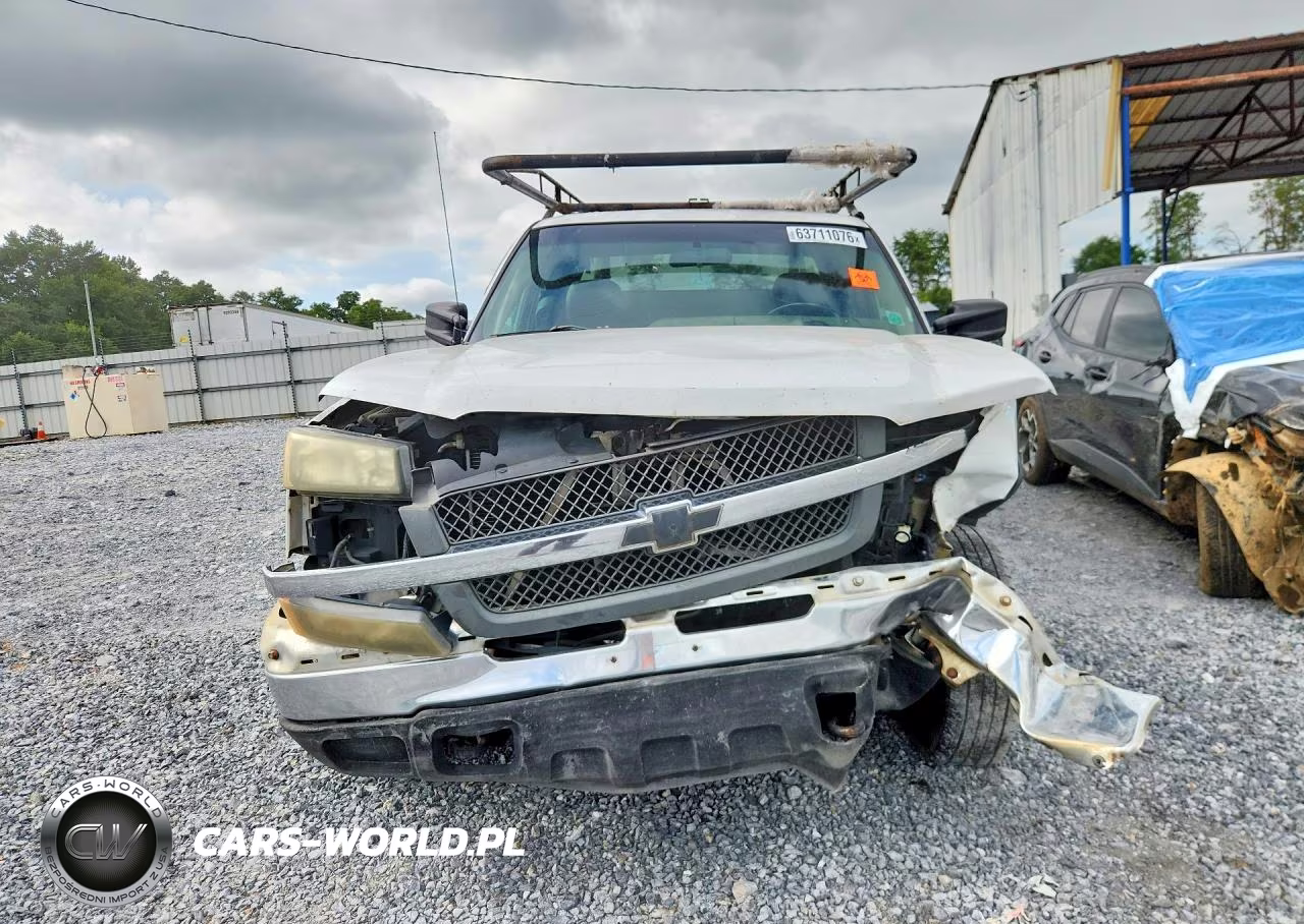 2003 Chevrolet Silverado C2500 Heavy Duty VIN:1GBHC29U83E258449 - 5