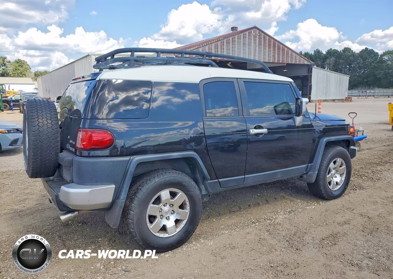2007 Toyota Fj Cruiser Base VIN:JTEBU11FX70074361 - 3