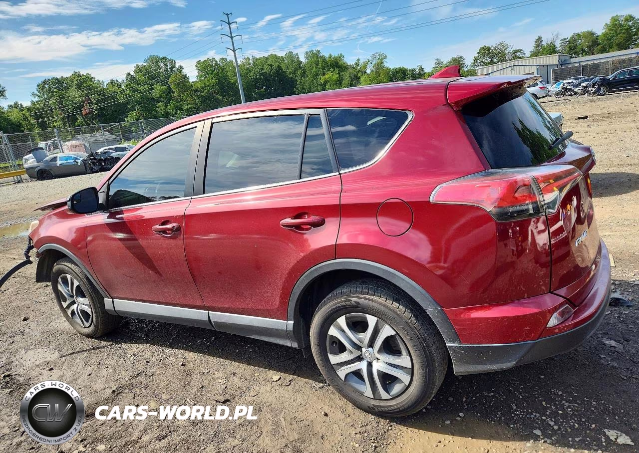 2018 Toyota Rav4 Le VIN:2T3BFREV1JW849115 - 2