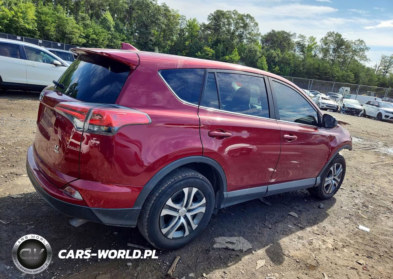 2018 Toyota Rav4 Le VIN:2T3BFREV1JW849115 - 3