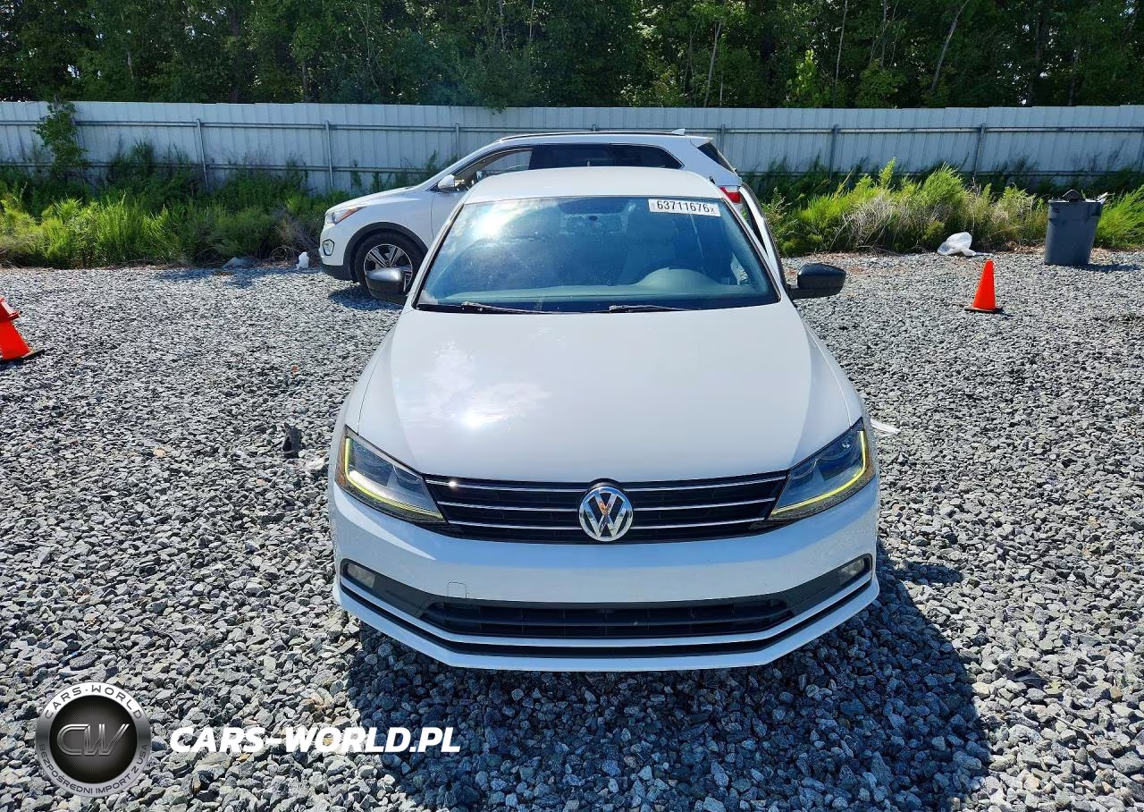 2017 Volkswagen Jetta Sport VIN:3VWD17AJ5HM299277 - 5
